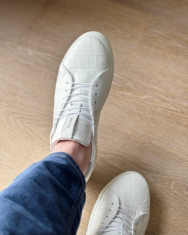 Sneakers VS Croco